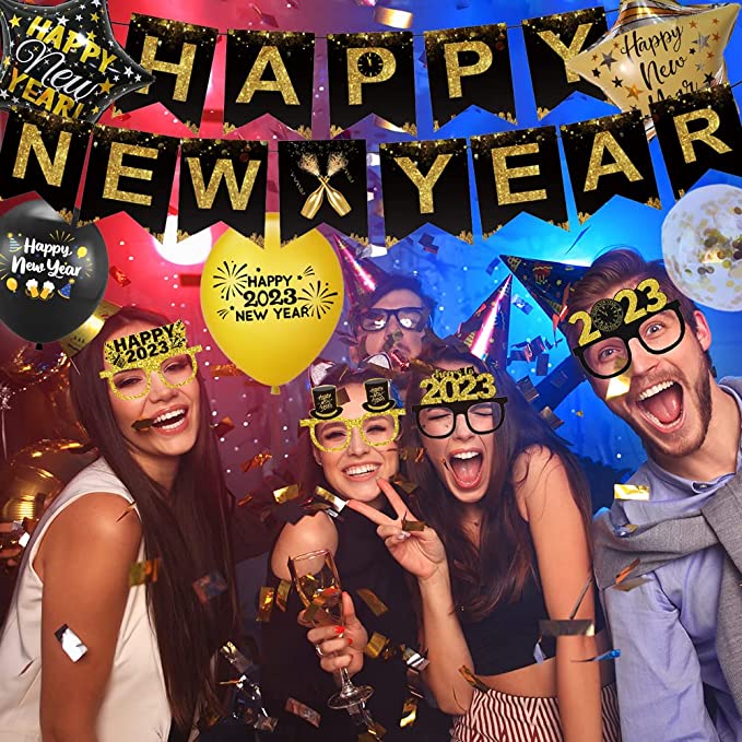 "HAPPY NEW YEAR" Flag Banner - Black & Gold, 7ft.